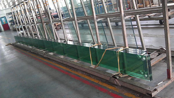 Introduction to the advantages of glass edging machine